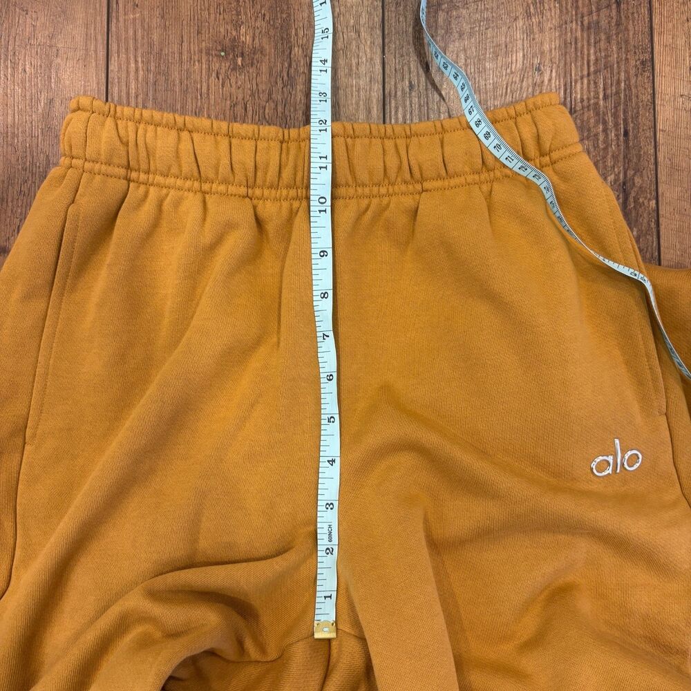 Alo Yoga Accolade Straight Leg Sweatpants Toffee Yellow Color Size XXS $138 - Picture 7 of 9